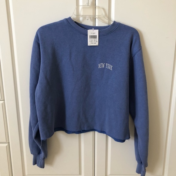 Brandy Melville Sweaters - Brandy Melville Cropped New York Crewneck Pullover